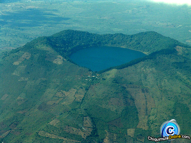 volcan_laguna_ipala.jpg